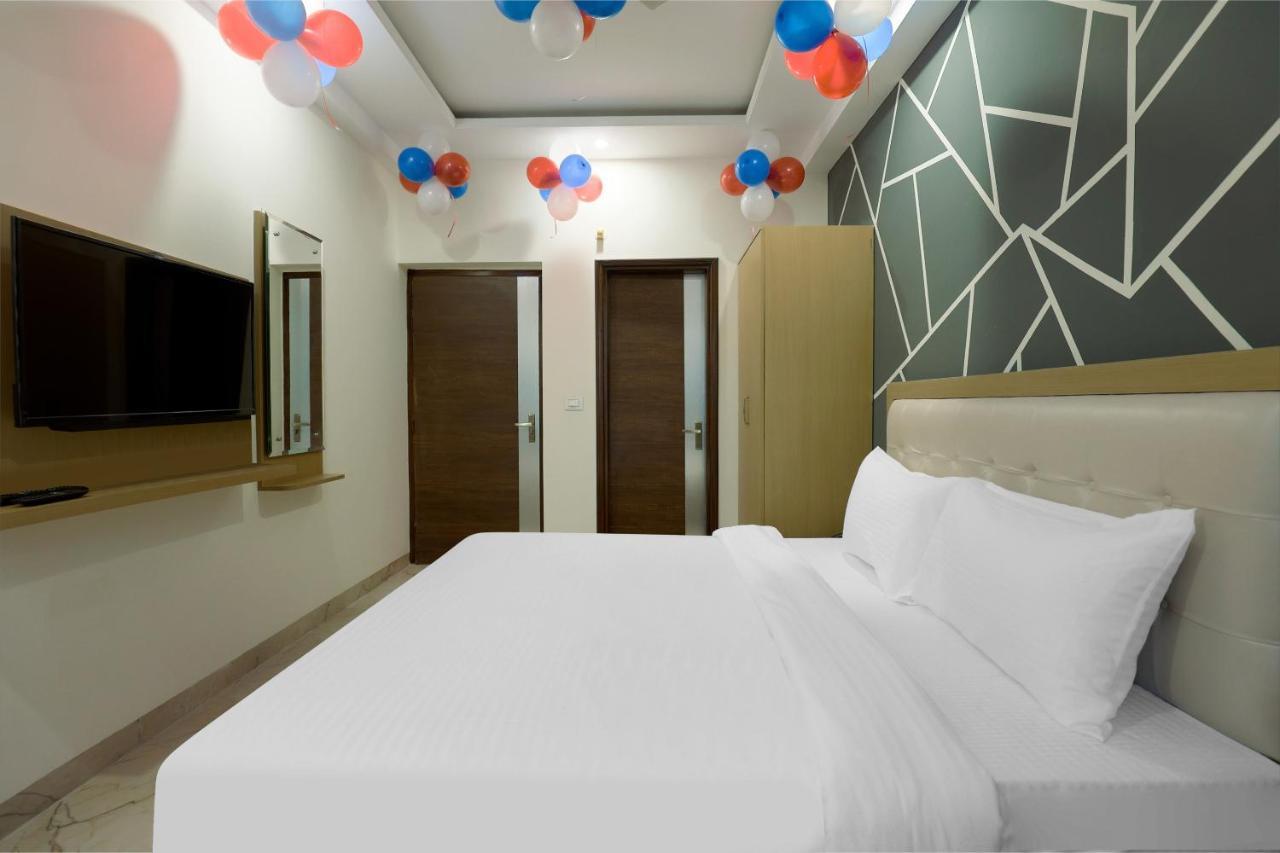 Hotel Bliss Zirakpur Екстер'єр фото