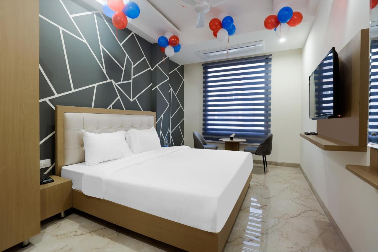 Hotel Bliss Zirakpur Екстер'єр фото