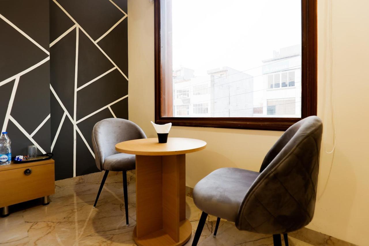 Hotel Bliss Zirakpur Екстер'єр фото