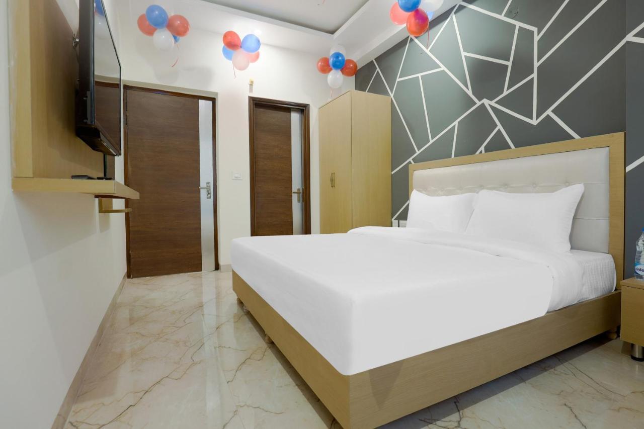 Hotel Bliss Zirakpur Екстер'єр фото