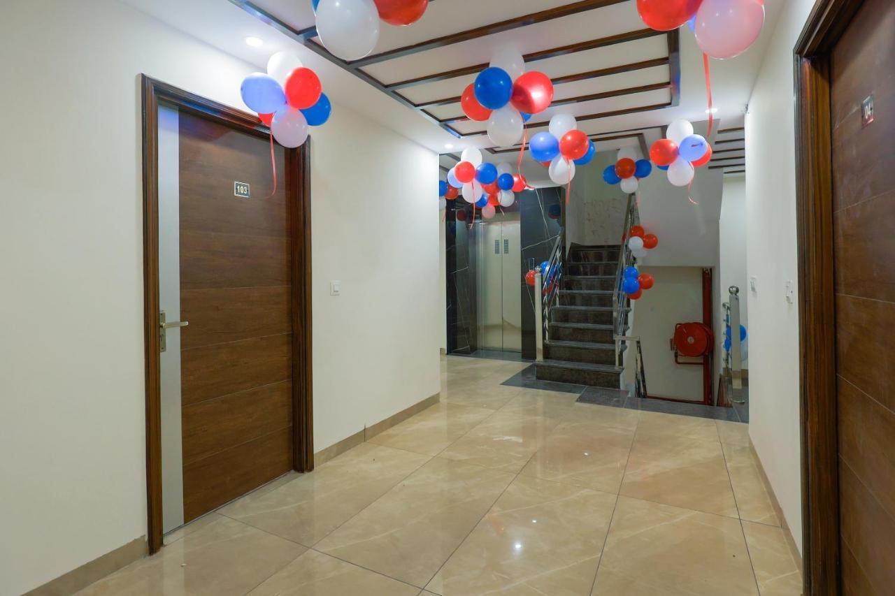 Hotel Bliss Zirakpur Екстер'єр фото
