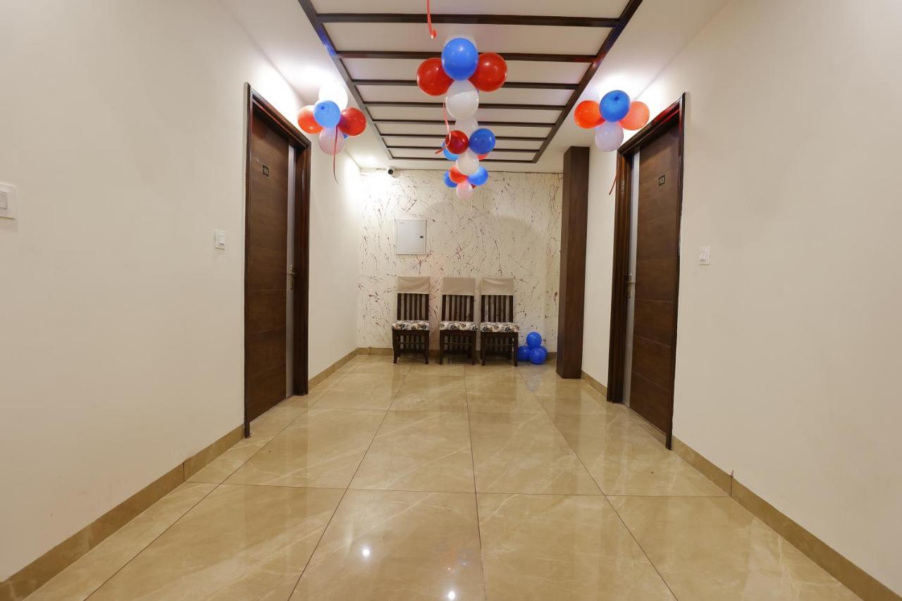 Hotel Bliss Zirakpur Екстер'єр фото