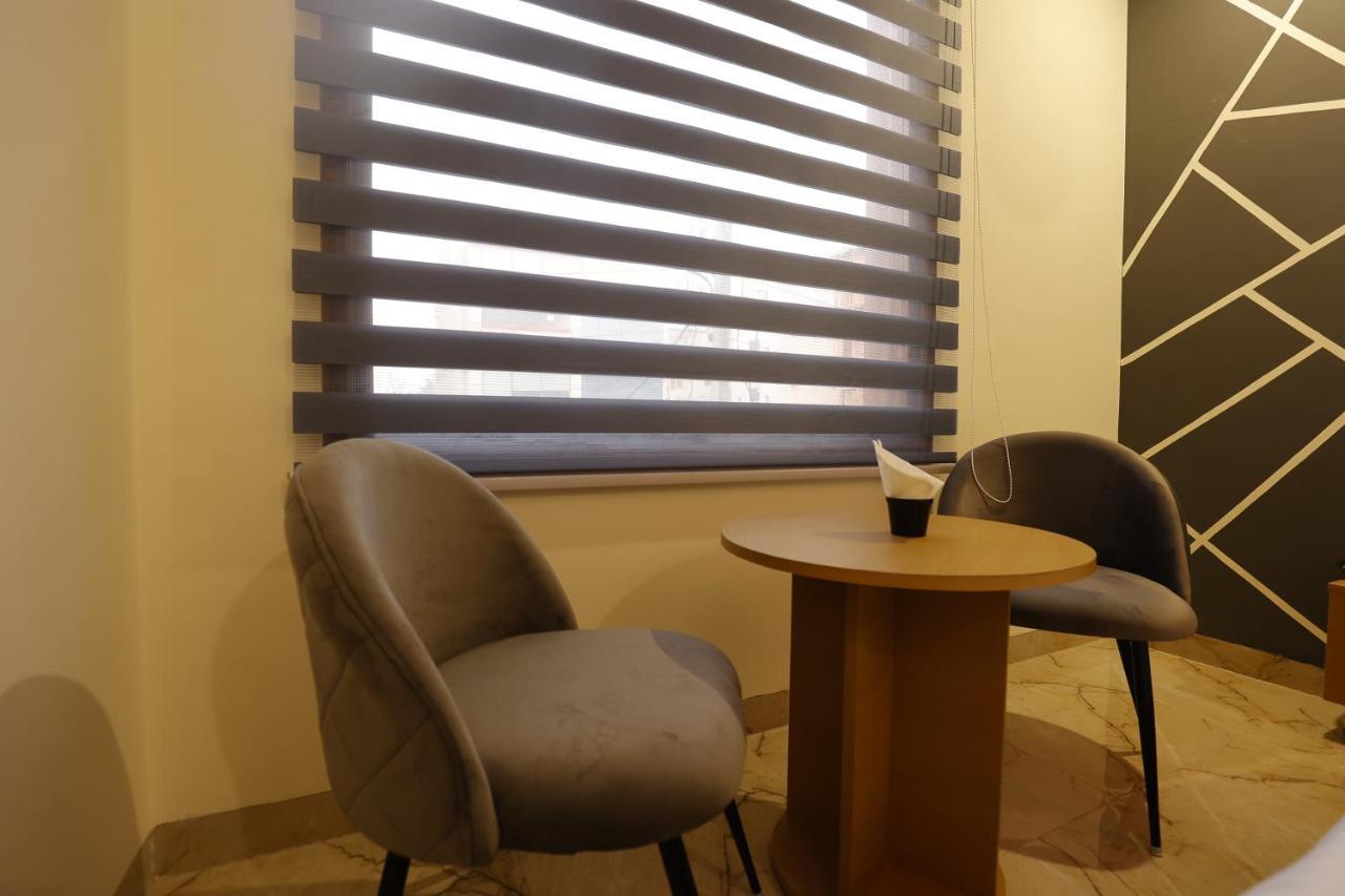 Hotel Bliss Zirakpur Екстер'єр фото