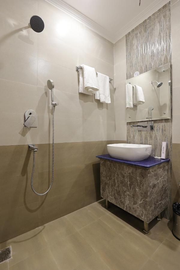 Hotel Bliss Zirakpur Екстер'єр фото